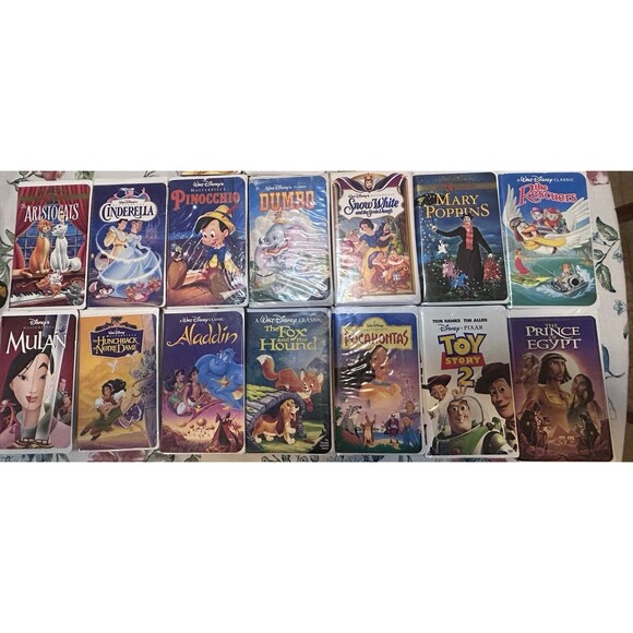 Lot of 14 Disney VHS tapes Pre-Owned. Tested And Play Very Good!!! - Picture 2 of 3